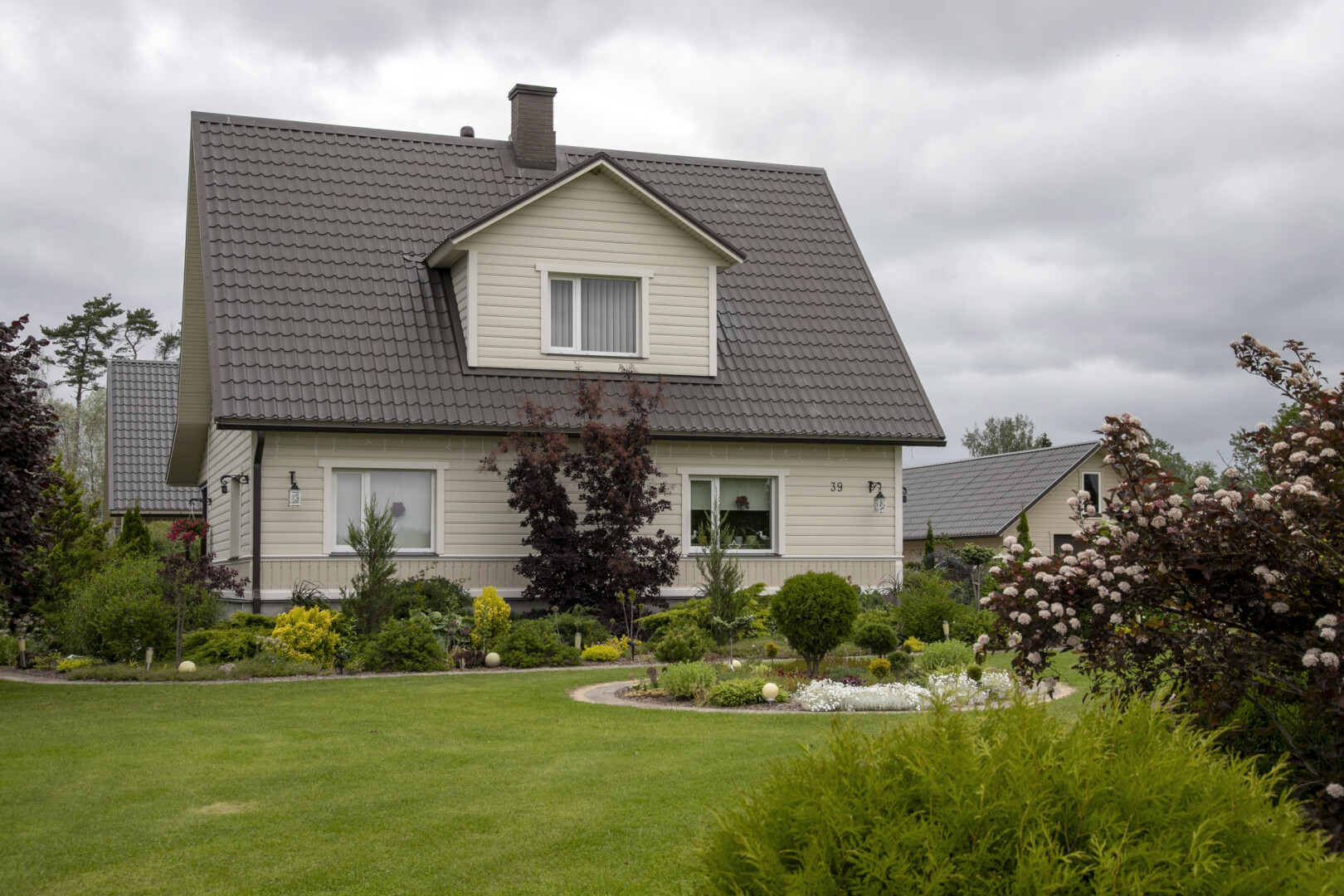 Ootame märkama Jõgevamaa kauneid kodusid Kodukaunistamise aasta 2026 on jõudnud taaskord kevadesse ja on aeg hakata leidma antud aastal tunnustamist väärivaid o